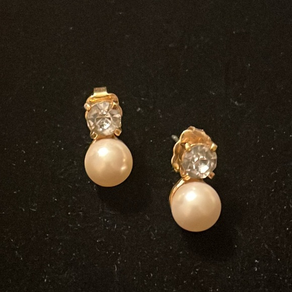 Faux Pearl & Gold Color Earrings - Picture 11 of 17